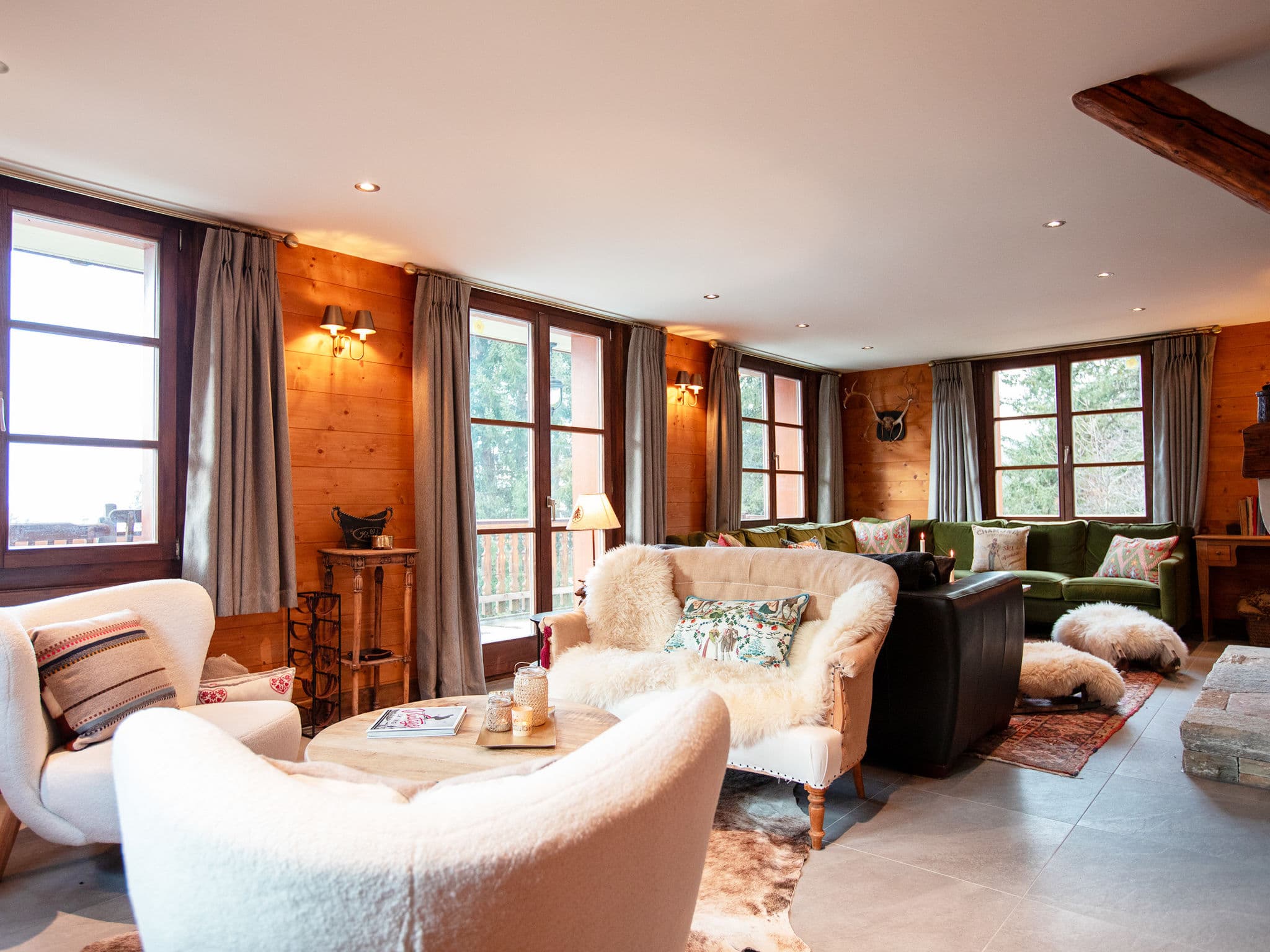Property gallery — 2
