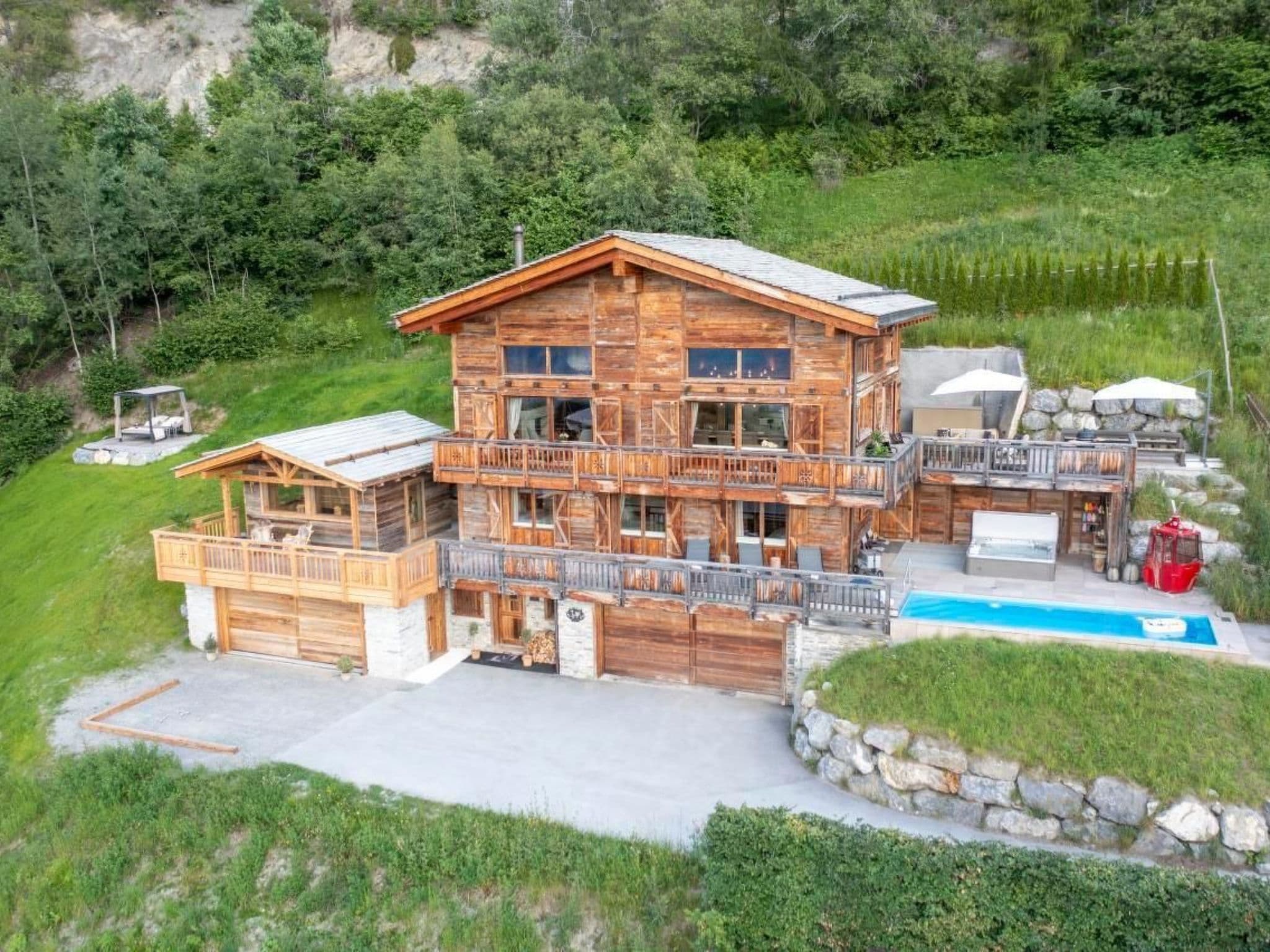Property gallery — 2