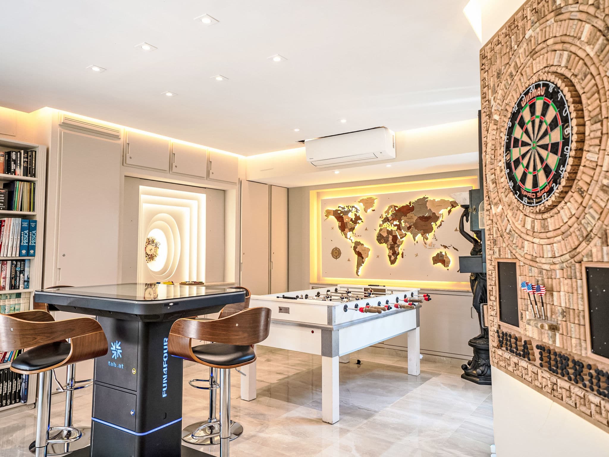 Property gallery — 4