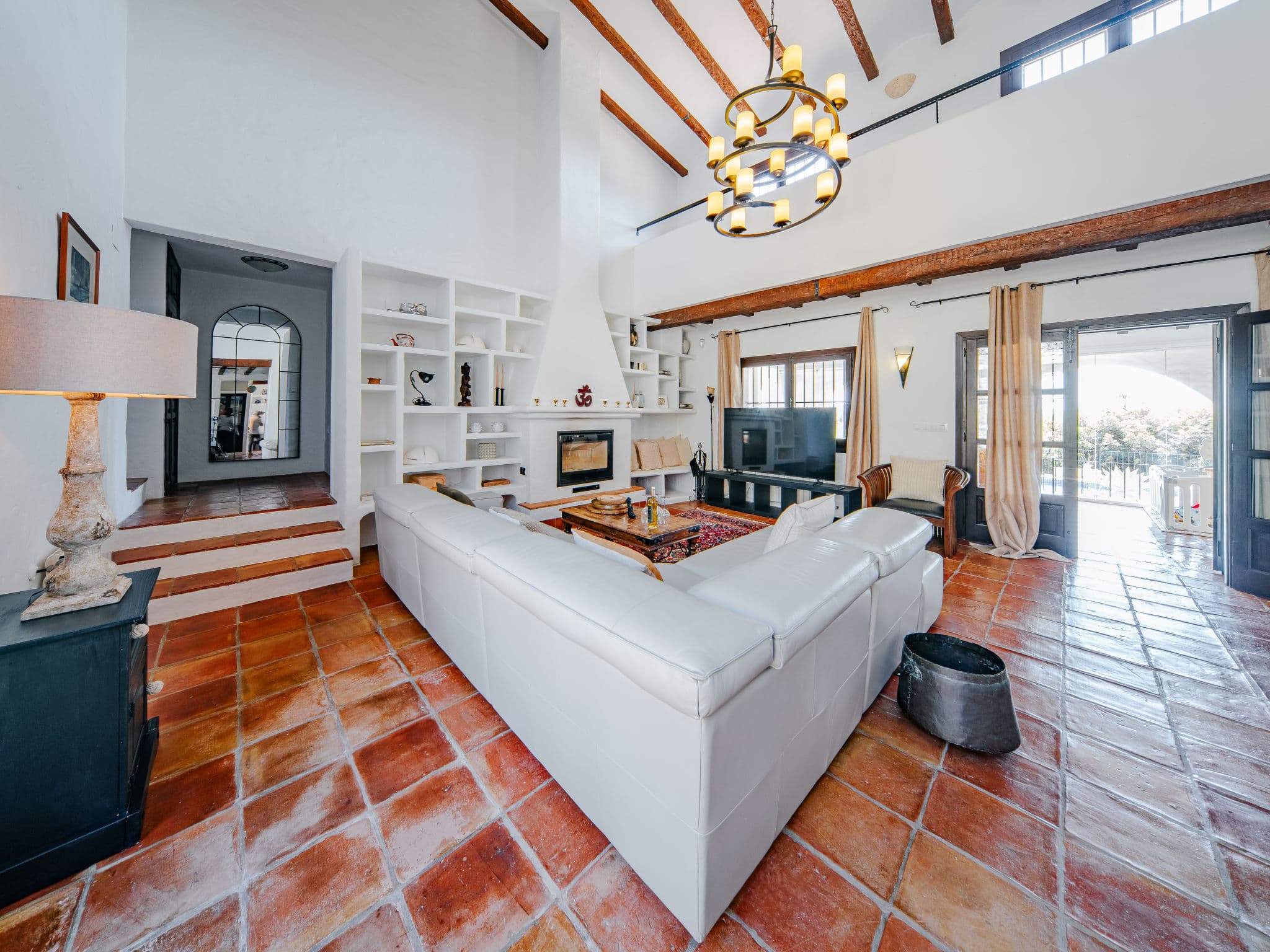 Property gallery — 4