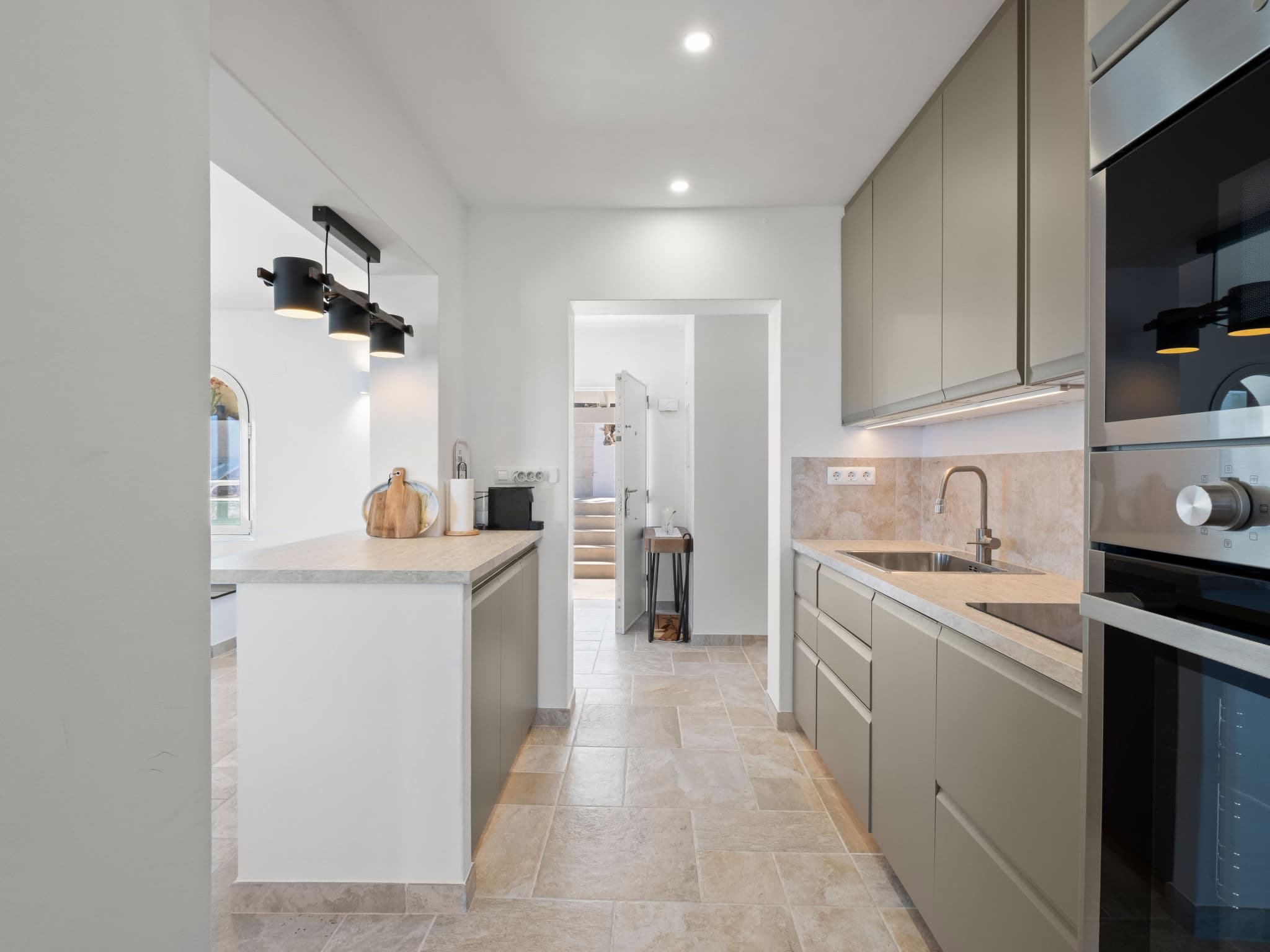 Property gallery — 4