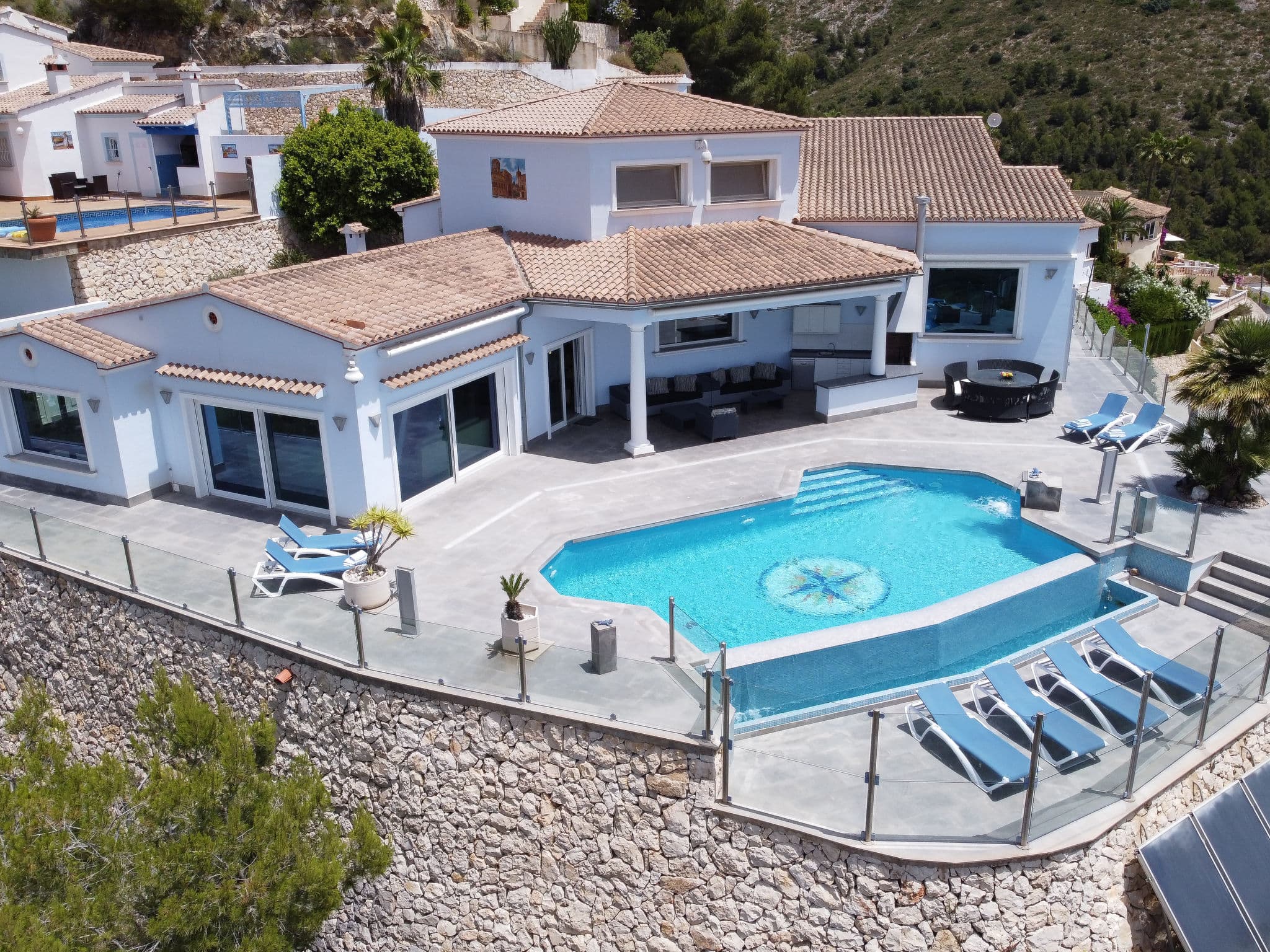 Property gallery — 5