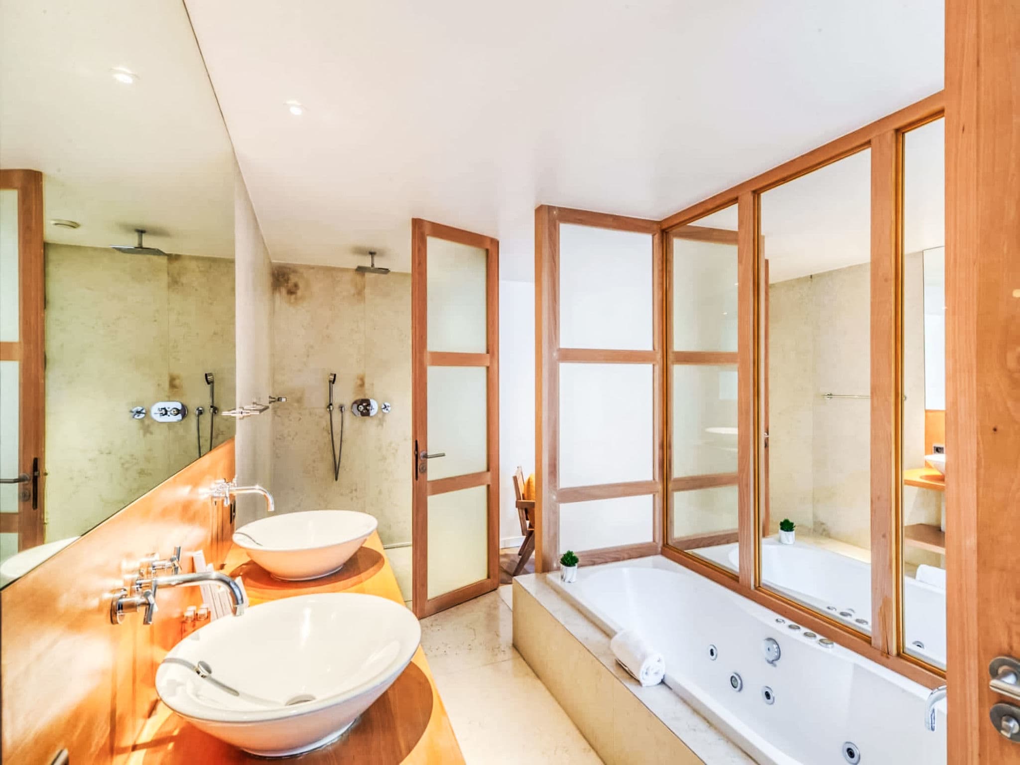 Property gallery — 5