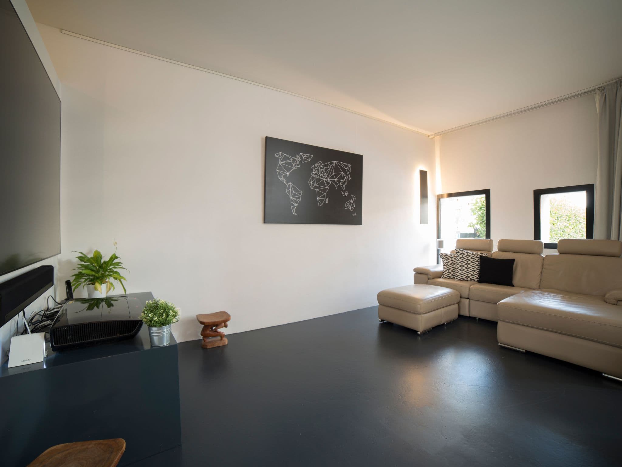 Property gallery — 3