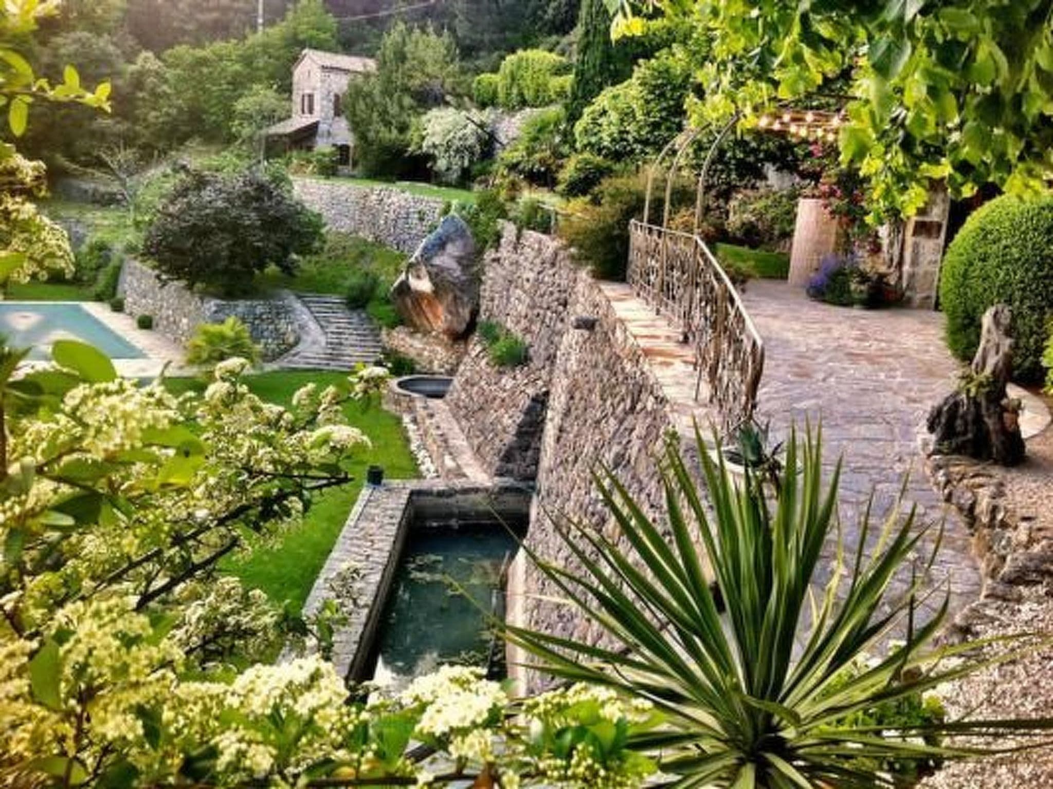 Property gallery — 5