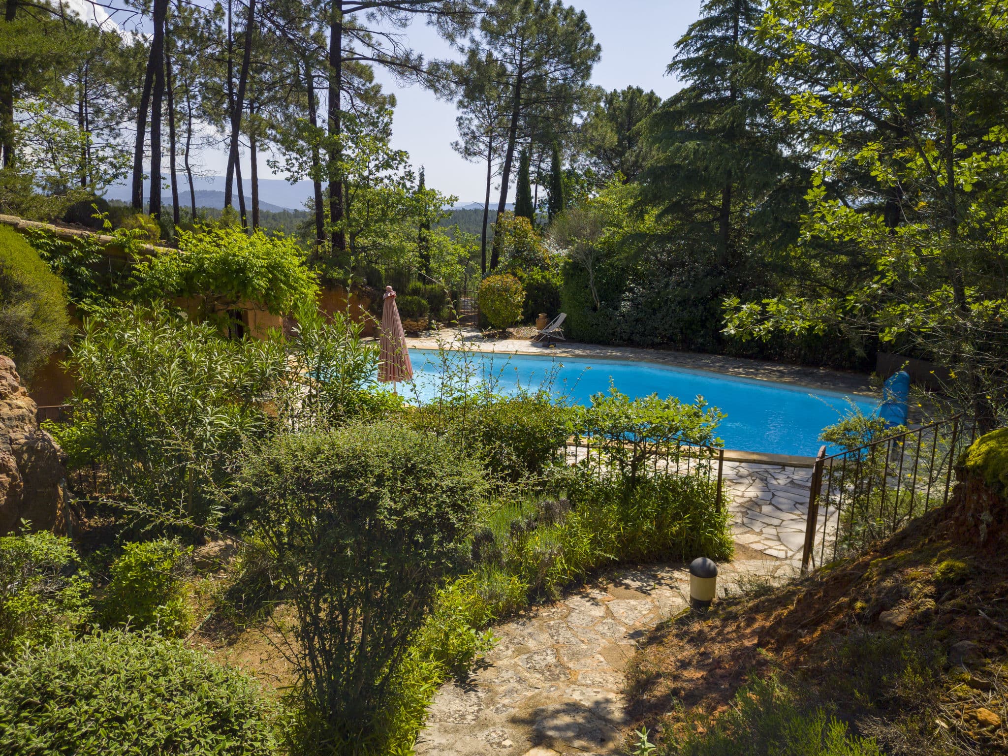 Property gallery — 1