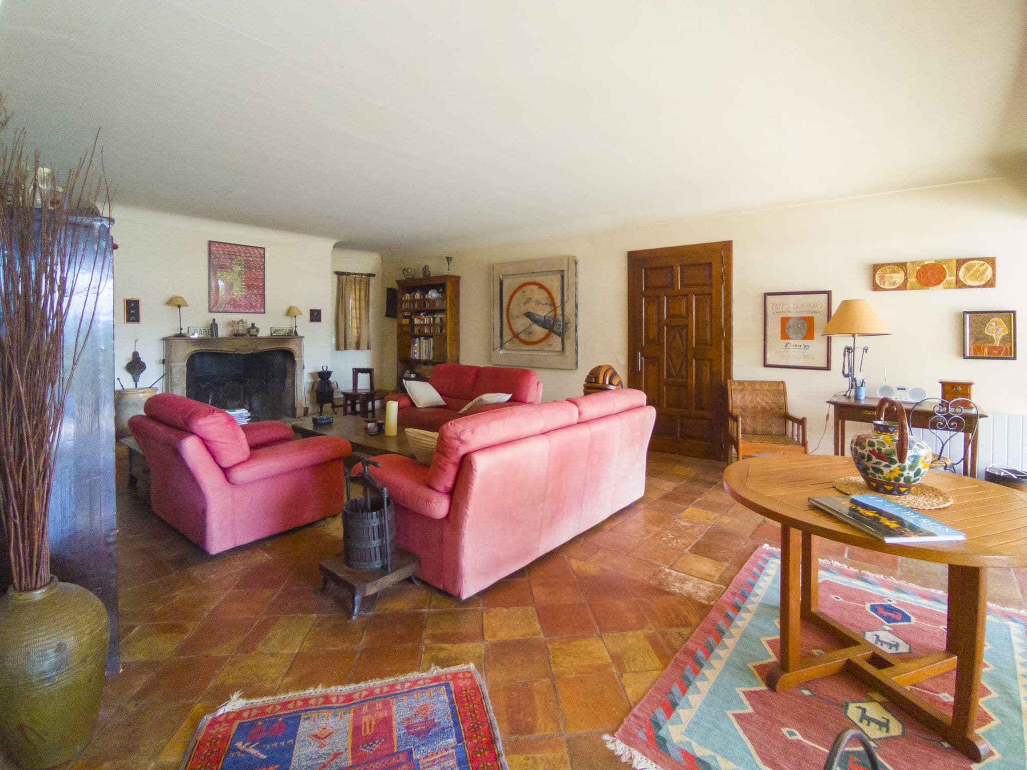 Property gallery — 4