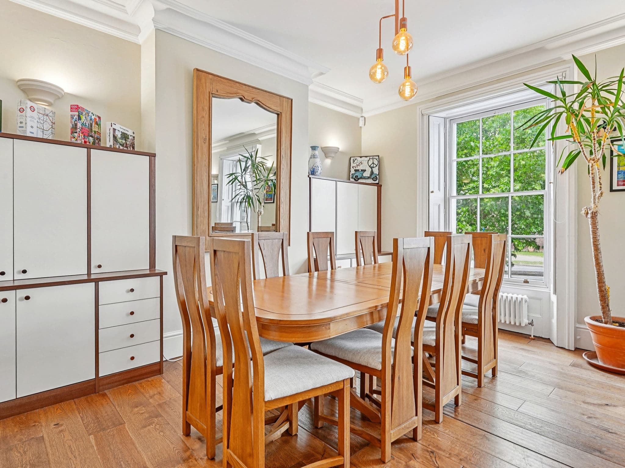Property gallery — 4