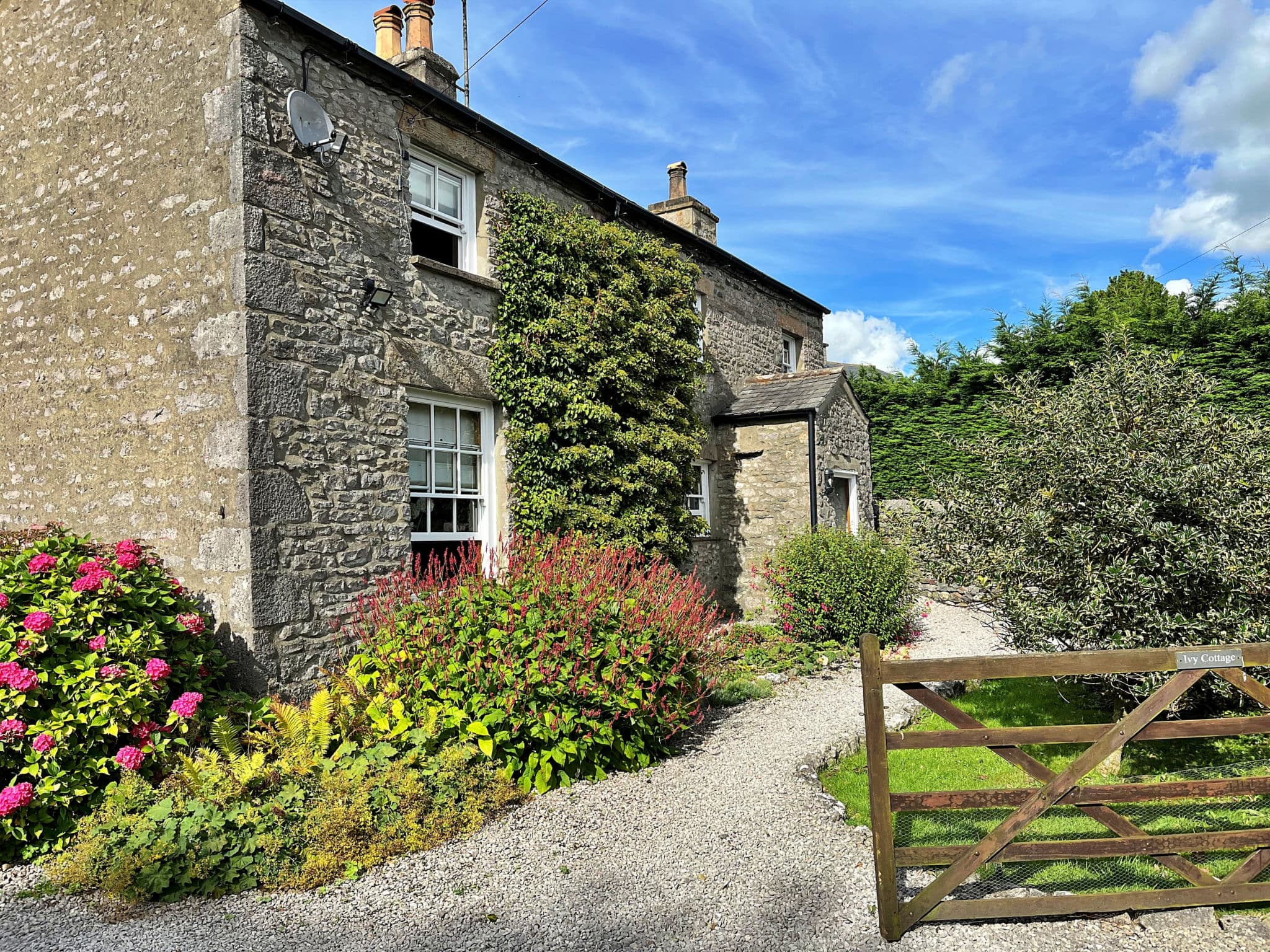 Property gallery — 1