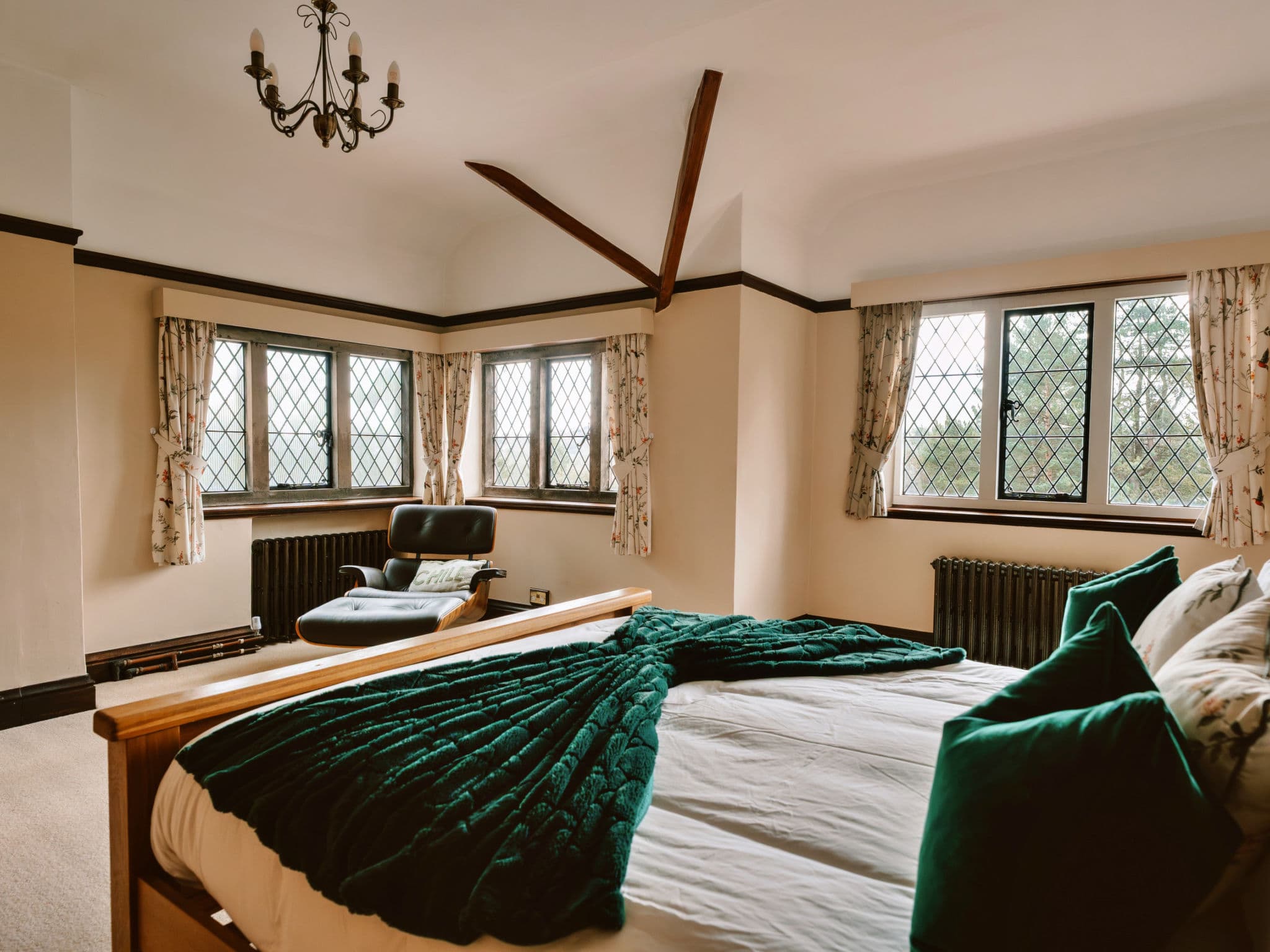 Property gallery — 5