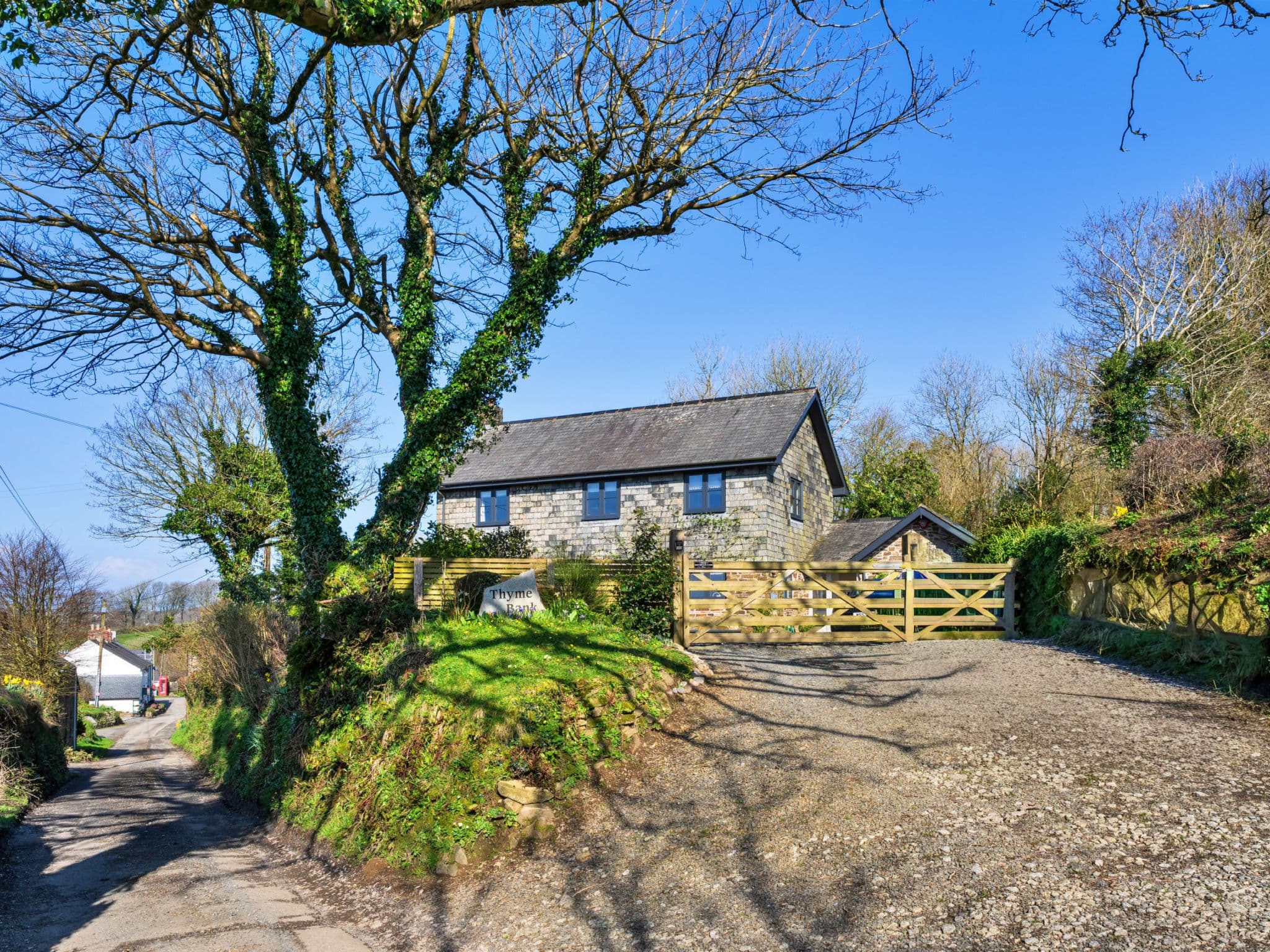 Property gallery — 4