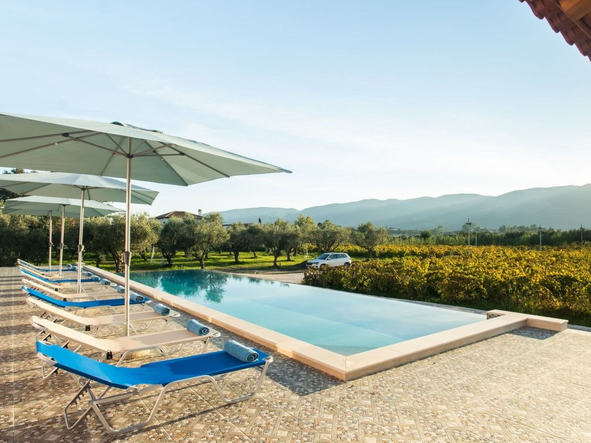 Property gallery — 3