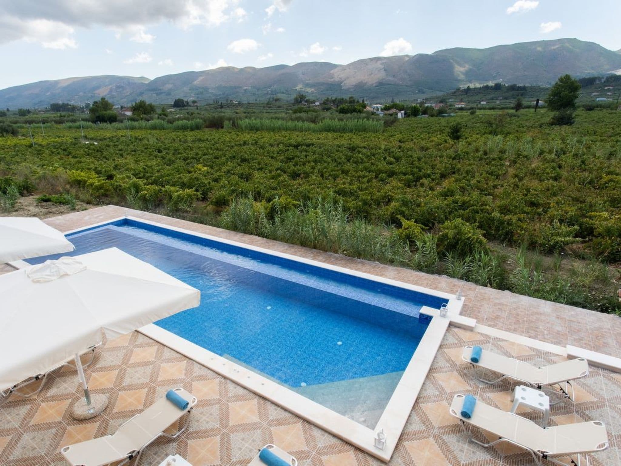Property gallery — 4