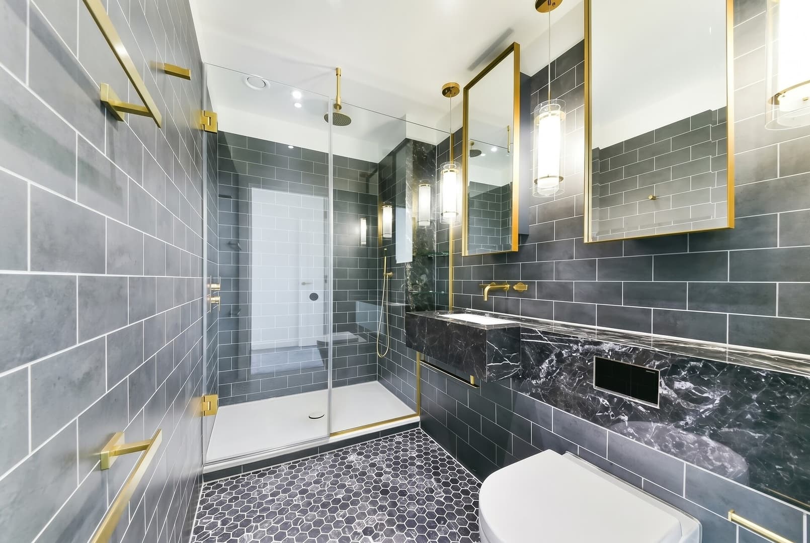 Property gallery — 5