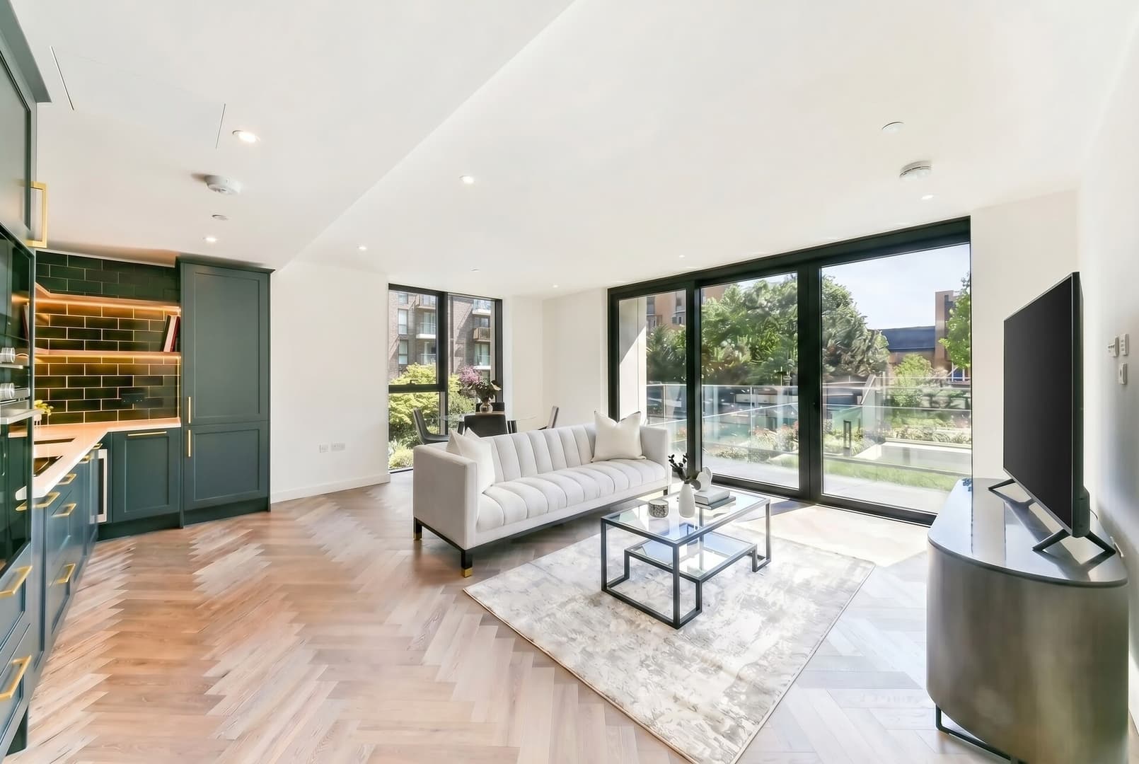 Property gallery — 1