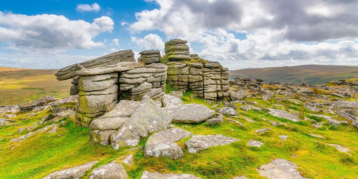 Exploring the Devon Hills: A Scenic Treasure of South West England