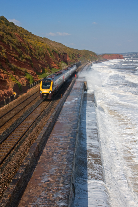 Train-exeter-to-Teignmouth.jpg