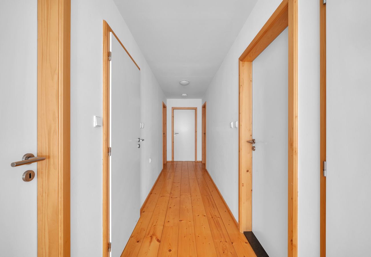 Villa in Mladé Buky -  Mlade Buky KJH348