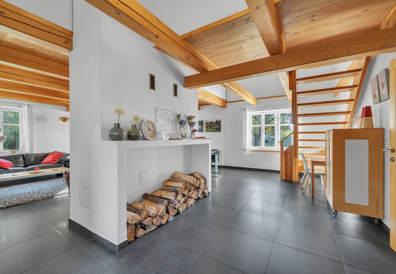 Villa in Mladé Buky -  Mlade Buky KJH348