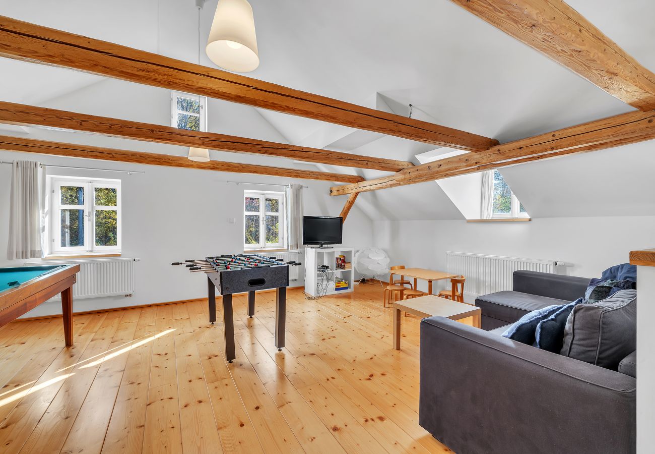 Villa in Mladé Buky -  Mlade Buky KJH348