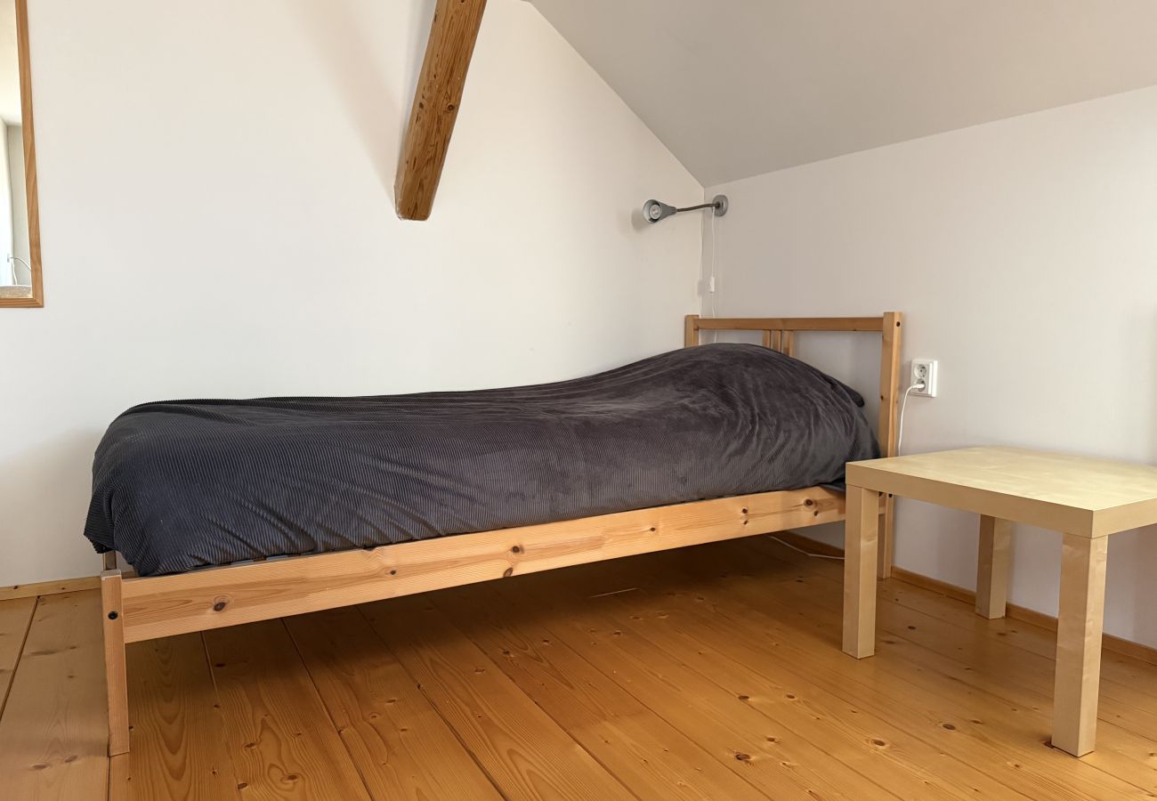 Villa in Mladé Buky -  Mlade Buky KJH348