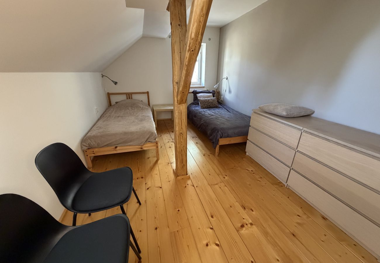 Villa in Mladé Buky -  Mlade Buky KJH348