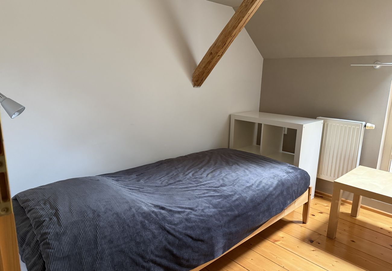 Villa in Mladé Buky -  Mlade Buky KJH348