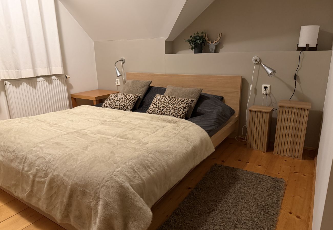 Villa in Mladé Buky -  Mlade Buky KJH348