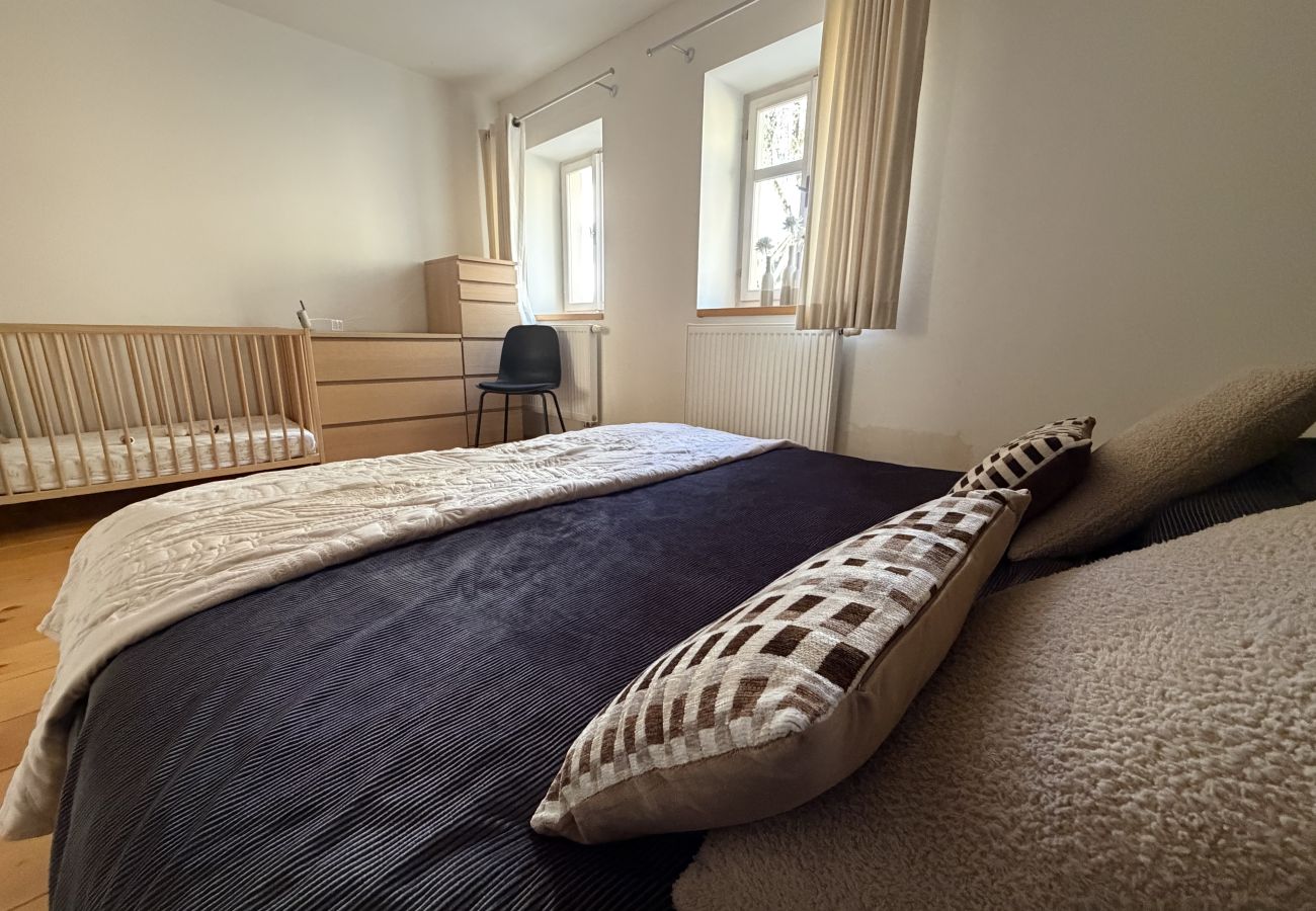 Villa in Mladé Buky -  Mlade Buky KJH348
