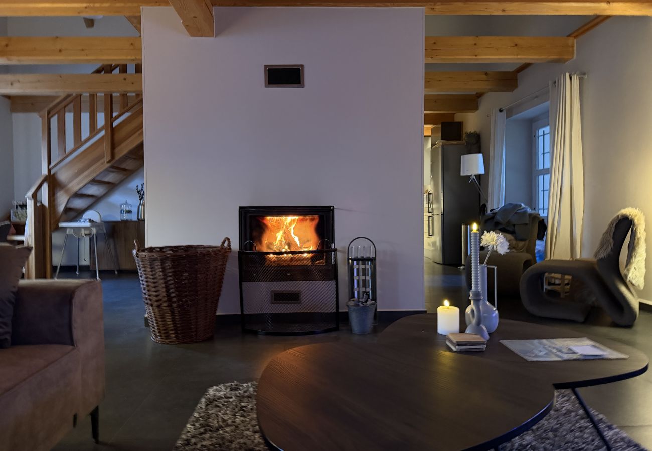 Villa in Mladé Buky -  Mlade Buky KJH348