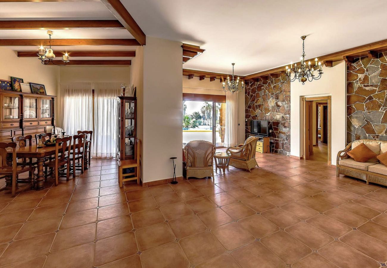 Villa in Adeje - Serenity by the Green