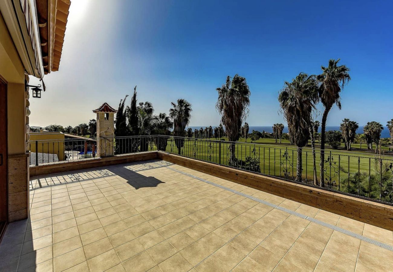 Villa in Adeje - Serenity by the Green