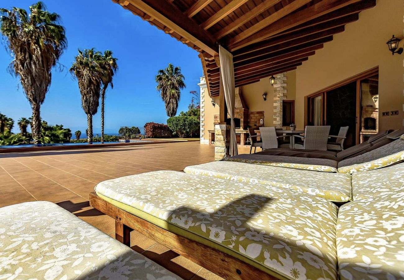 Villa in Adeje - Serenity by the Green