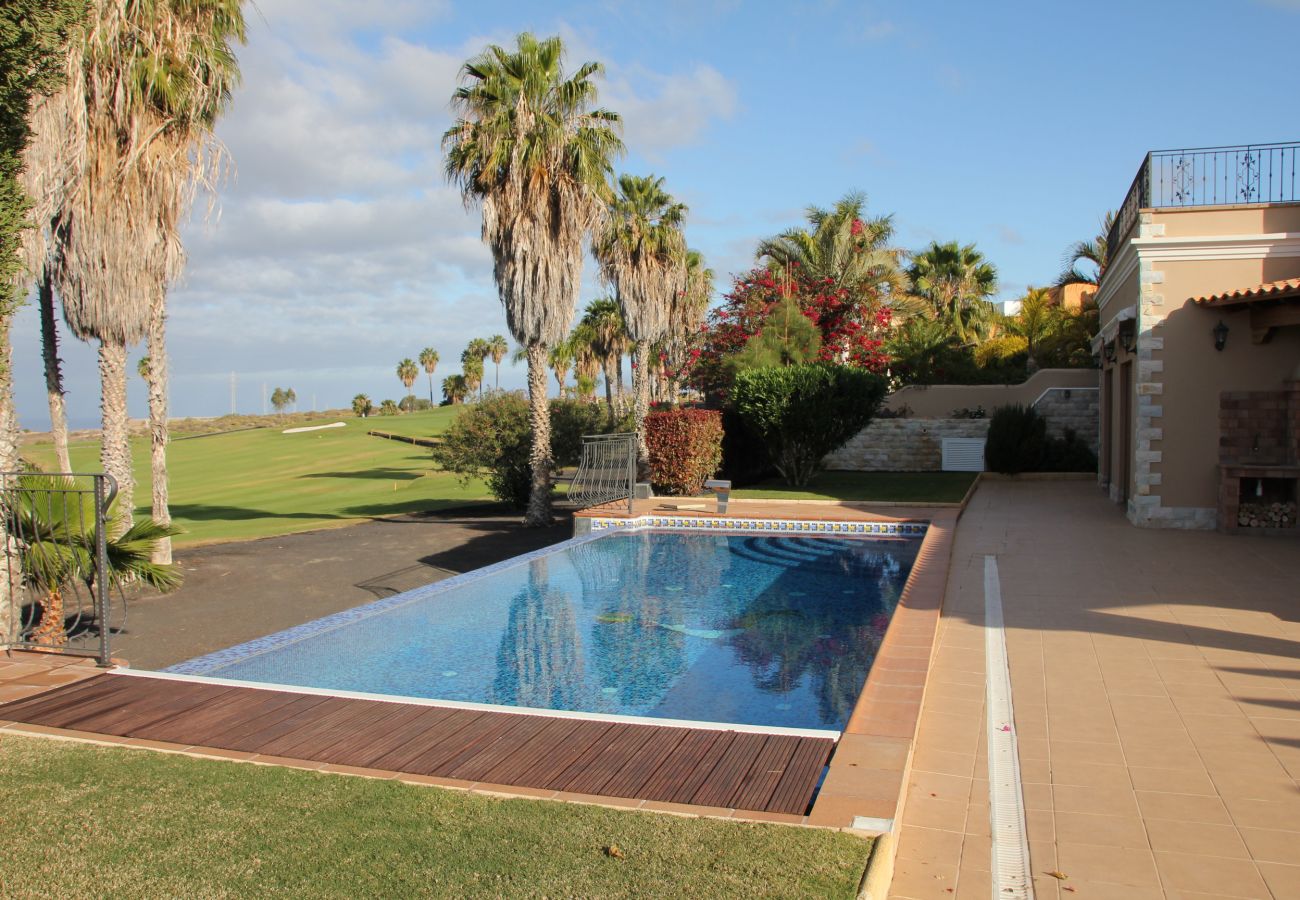 Villa in Adeje - Serenity by the Green