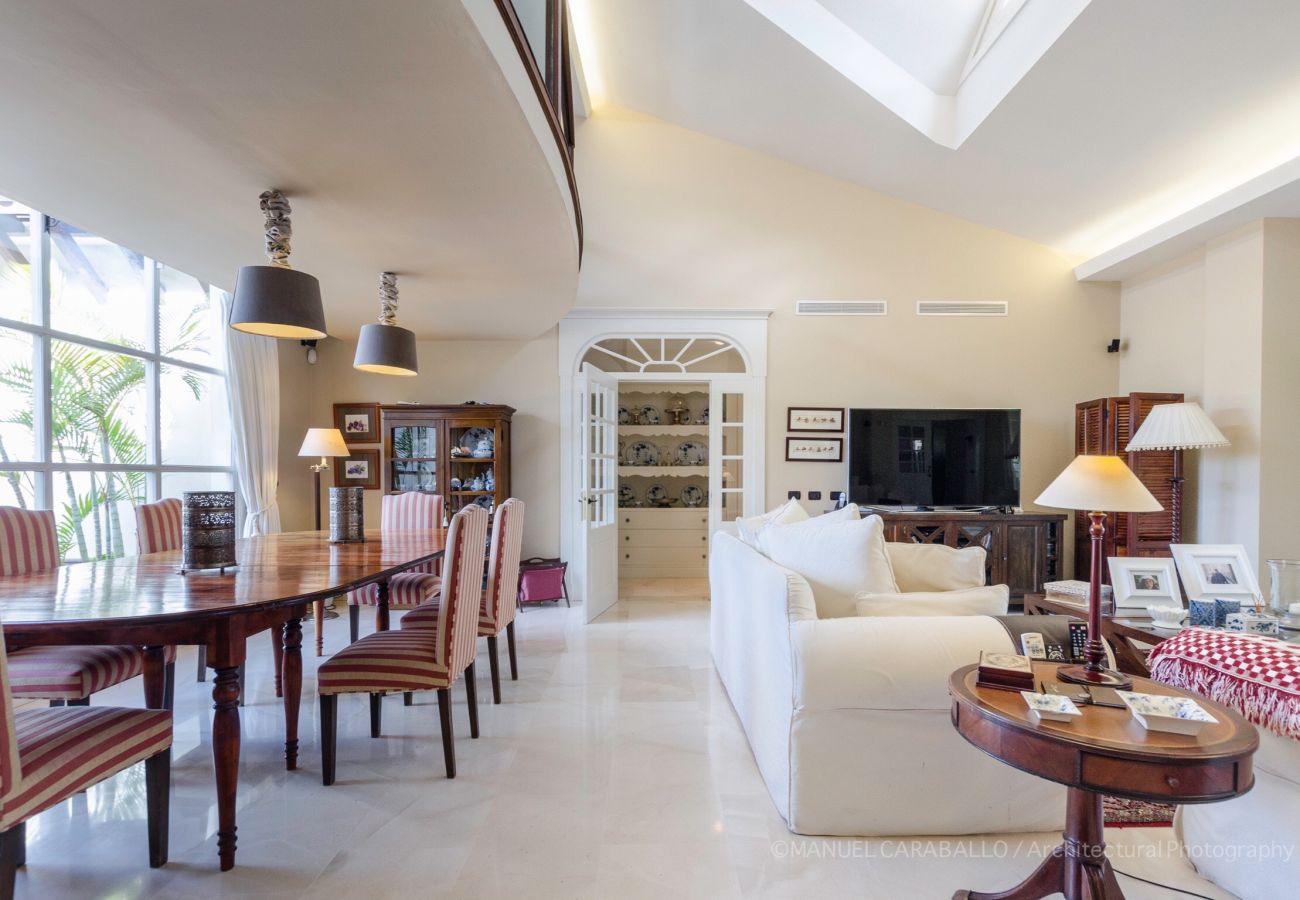 Villa in San Bartolomé de Tirajana - Maspalomas Golfside Luxury Villa