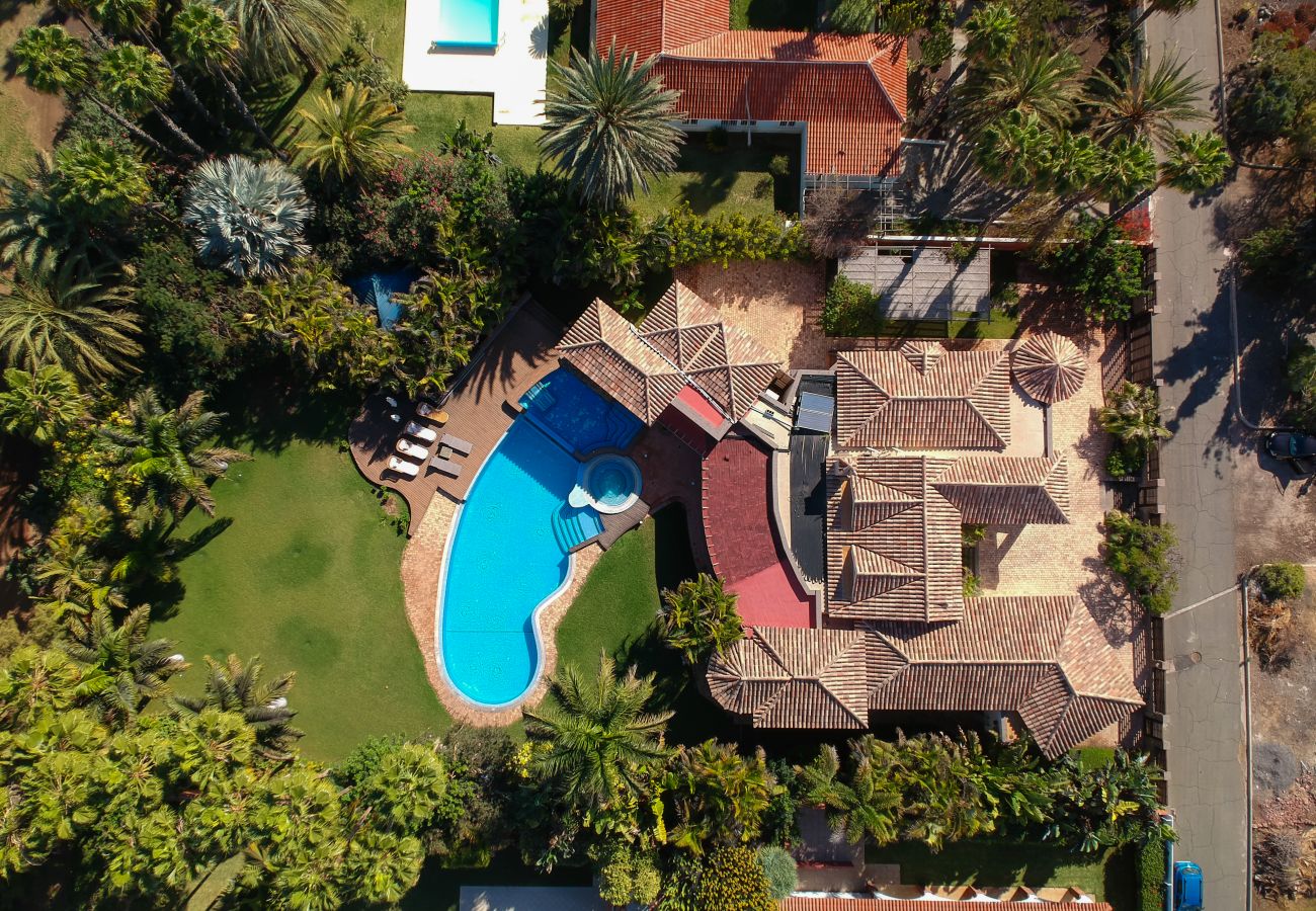 Villa in San Bartolomé de Tirajana - Maspalomas Golfside Luxury Villa