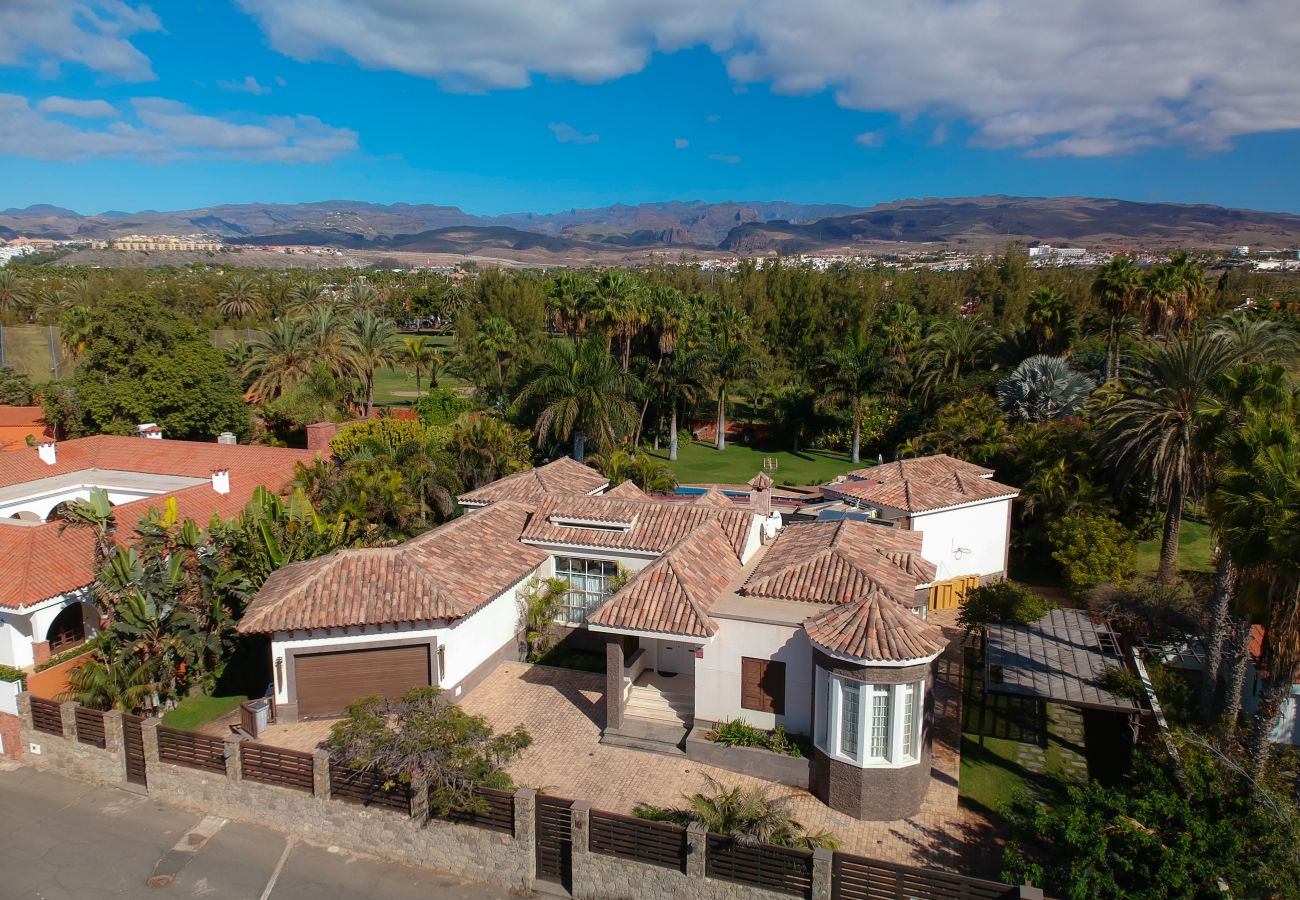 Villa in San Bartolomé de Tirajana - Maspalomas Golfside Luxury Villa