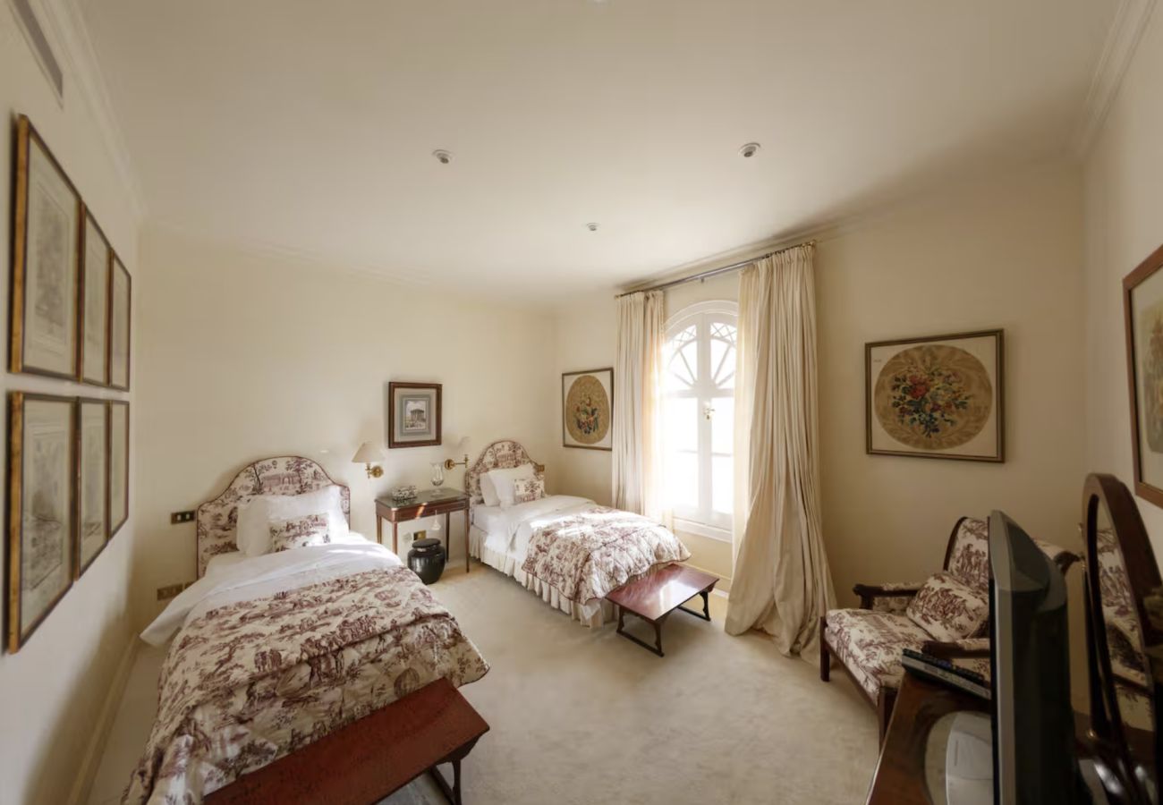 Villa in San Bartolomé de Tirajana - Sunset Luxe Retreat
