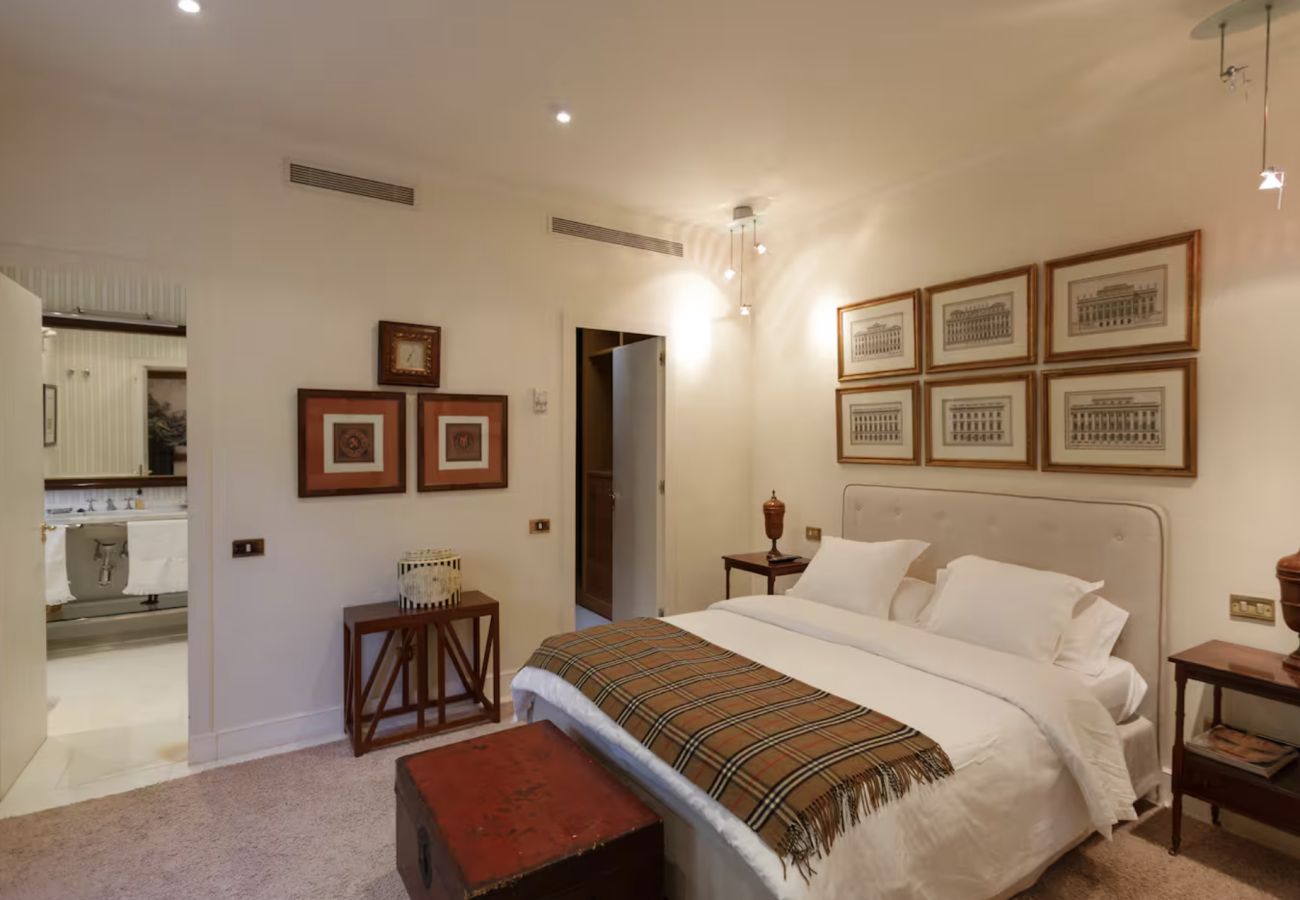 Villa in San Bartolomé de Tirajana - Sunset Luxe Retreat