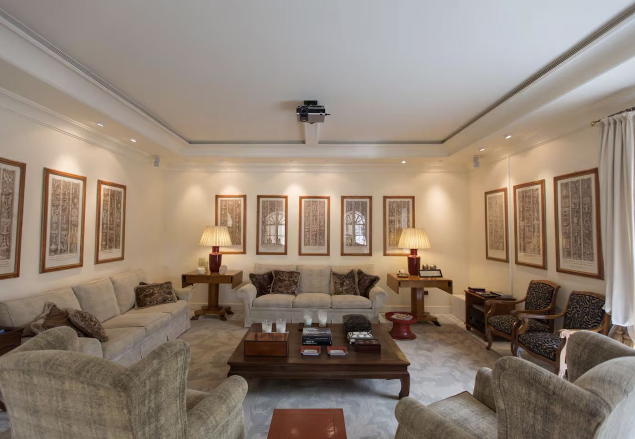 Villa in San Bartolomé de Tirajana - Sunset Luxe Retreat