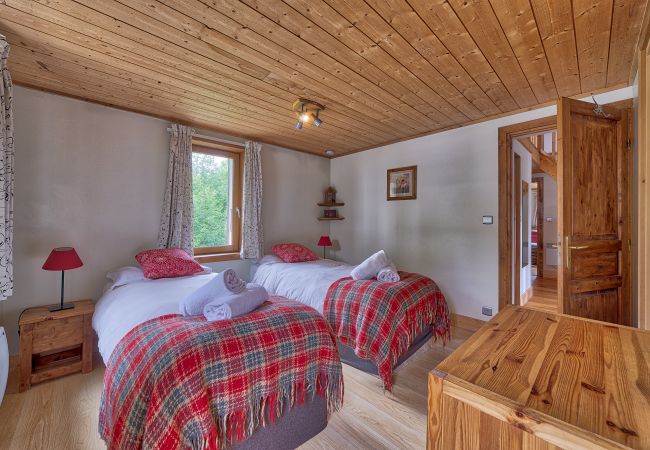 Chalet in Chamonix-Mont-Blanc - Chalet Heidi. Chamonix centre Chalet in Chamonix-Mont-Blanc - Chalet Heidi. Chamonix centre