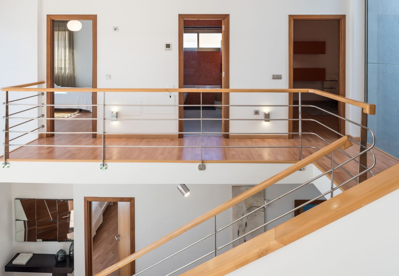 Villa in Santa Cruz de Tenerife - Villa with Sea Views, Pool, Gym, Cinema - HomeForGuest