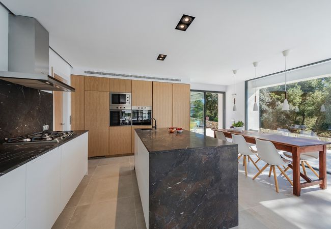 Villa in Alcúdia - Sunset Villa Views - Luxurous villa with view on the Alcudia Bay Villa in Alcúdia - Sunset Villa Views - Luxurous villa with view on the Alcudia Bay