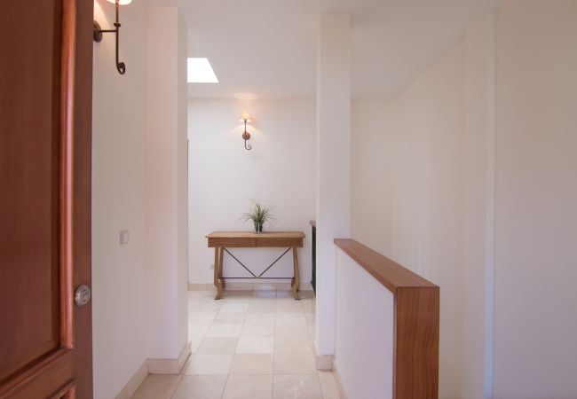 Villa in San Bartolomé de Tirajana - HomeForGuest Salobre Golf Villa, pool, wifi, stunning views Villa in San Bartolomé de Tirajana - HomeForGuest Salobre Golf Villa, pool, wifi, stunning views