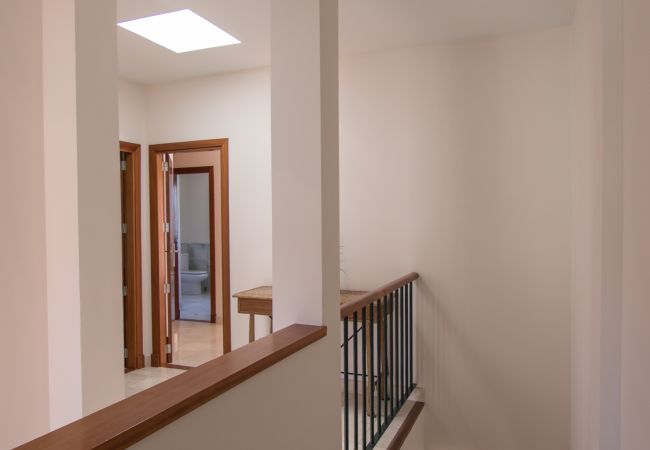 Villa in San Bartolomé de Tirajana - HomeForGuest Salobre Golf Villa, pool, wifi, stunning views Villa in San Bartolomé de Tirajana - HomeForGuest Salobre Golf Villa, pool, wifi, stunning views