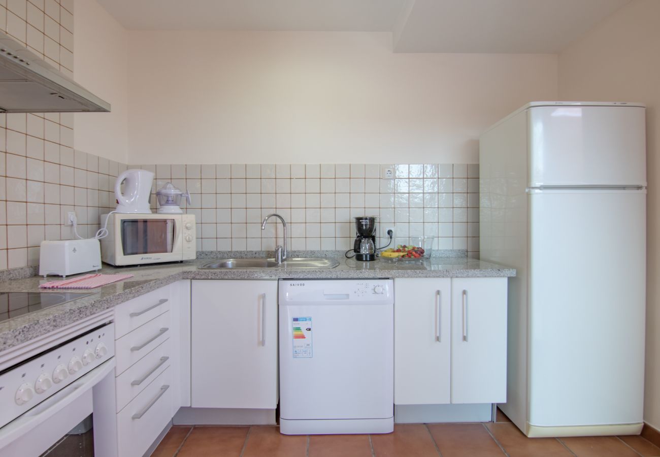 Villa in San Bartolomé de Tirajana - HomeForGuest Salobre Villa, 5PAX, WIFI, POOL, GREAT VIEWS
