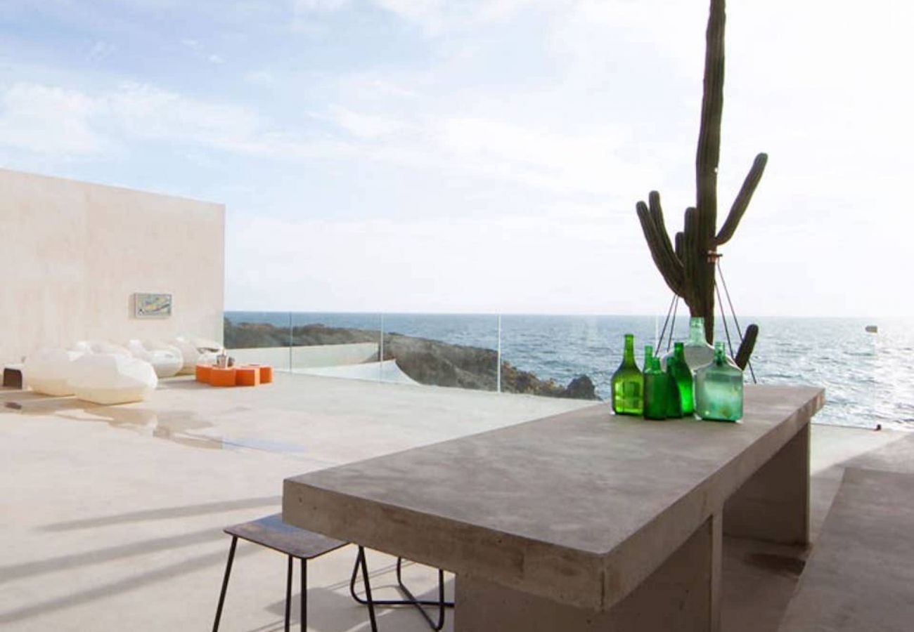 Apartment in Arico - HomeForGuest NextDoor Oasis: ocean front, terrace, natural pool- HomeForGuest