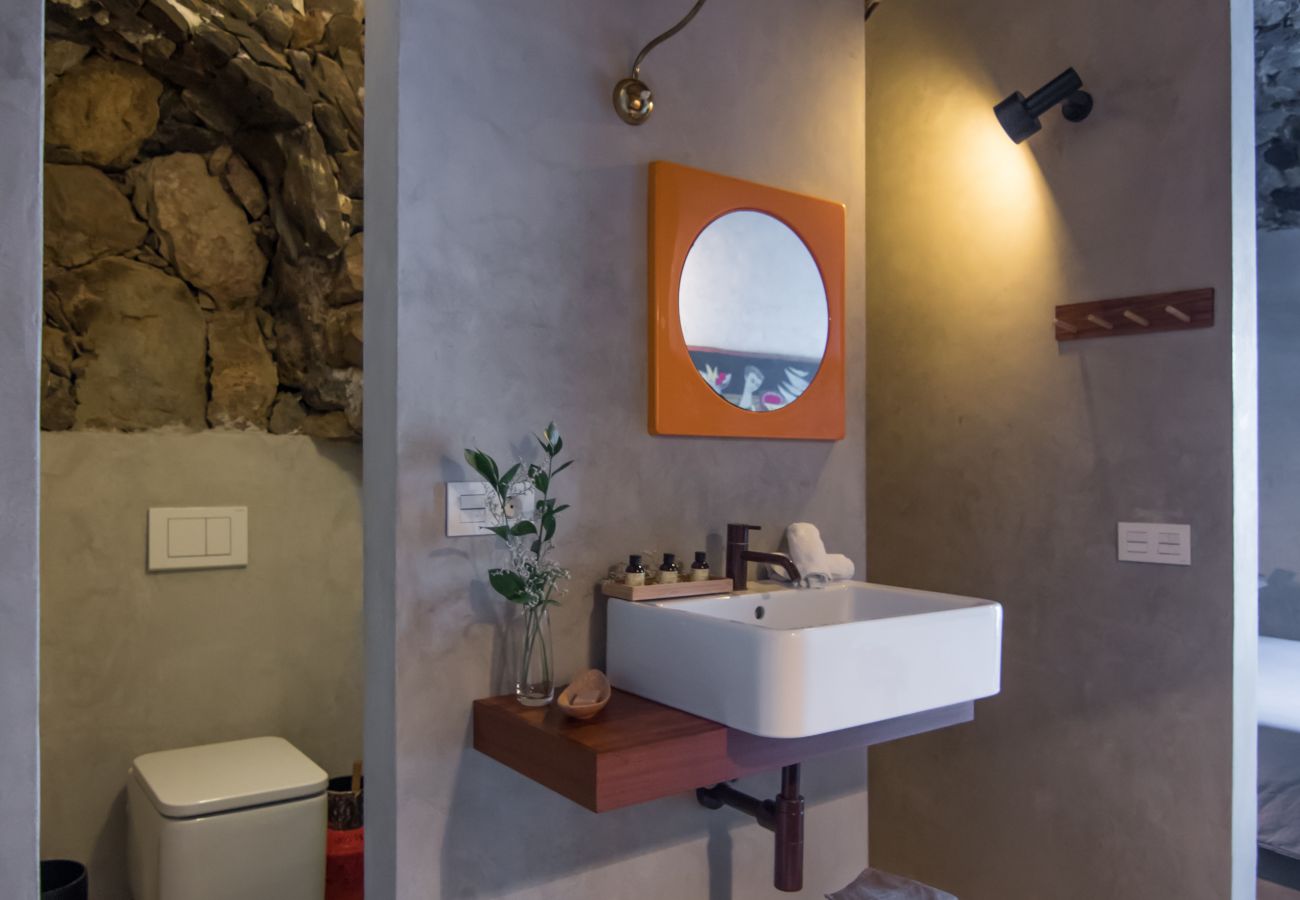 Apartment in Arico - HomeForGuest NextDoor Oasis: ocean front, terrace, natural pool- HomeForGuest