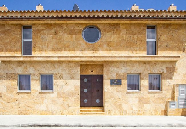 Villa in Palma de Mallorca - Villa Rainbow Home Mallorca  Villa in Palma de Mallorca - Villa Rainbow Home Mallorca