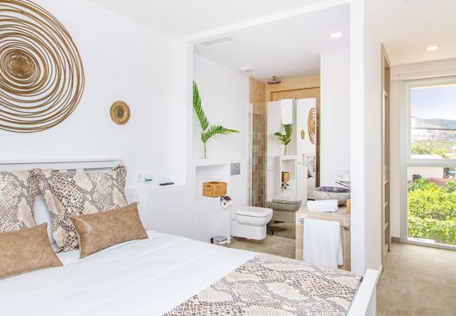 Villa in Palma de Mallorca - Villa Rainbow Home Mallorca  Villa in Palma de Mallorca - Villa Rainbow Home Mallorca